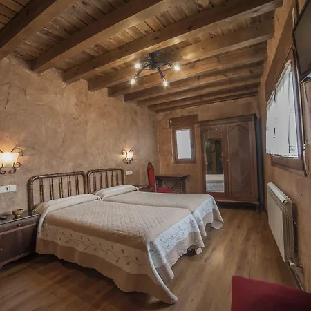 La Casona Del Herrero 게스트하우스 3*