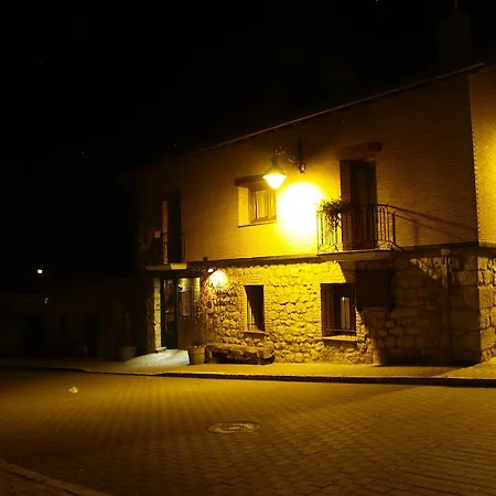 Pensión La Casona Del Herrero Navaleno
