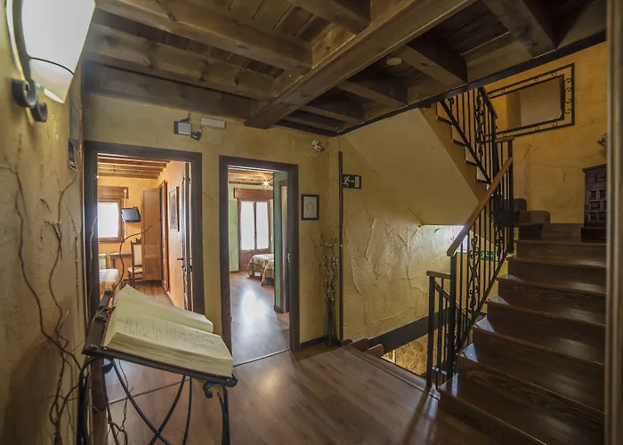 Pensjonat La Casona Del Herrero Navaleno