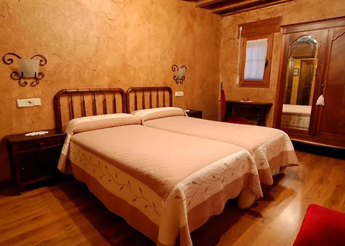 Pensjonat La Casona Del Herrero Navaleno